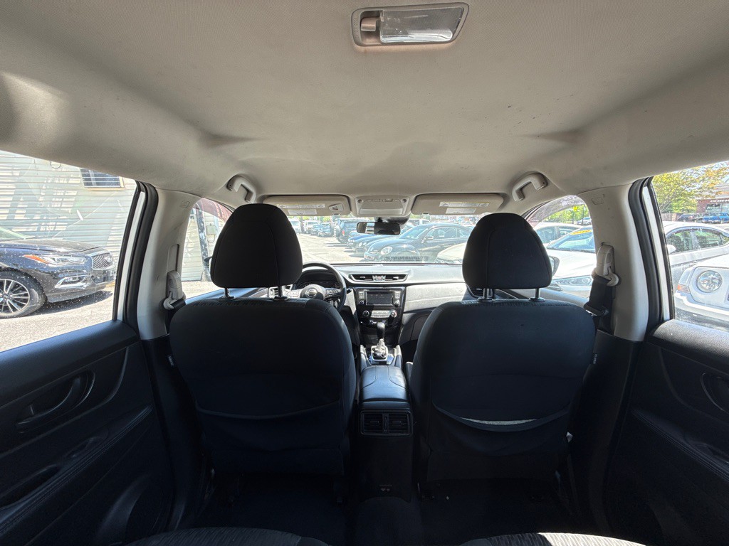 2020 Nissan Rogue Image 8