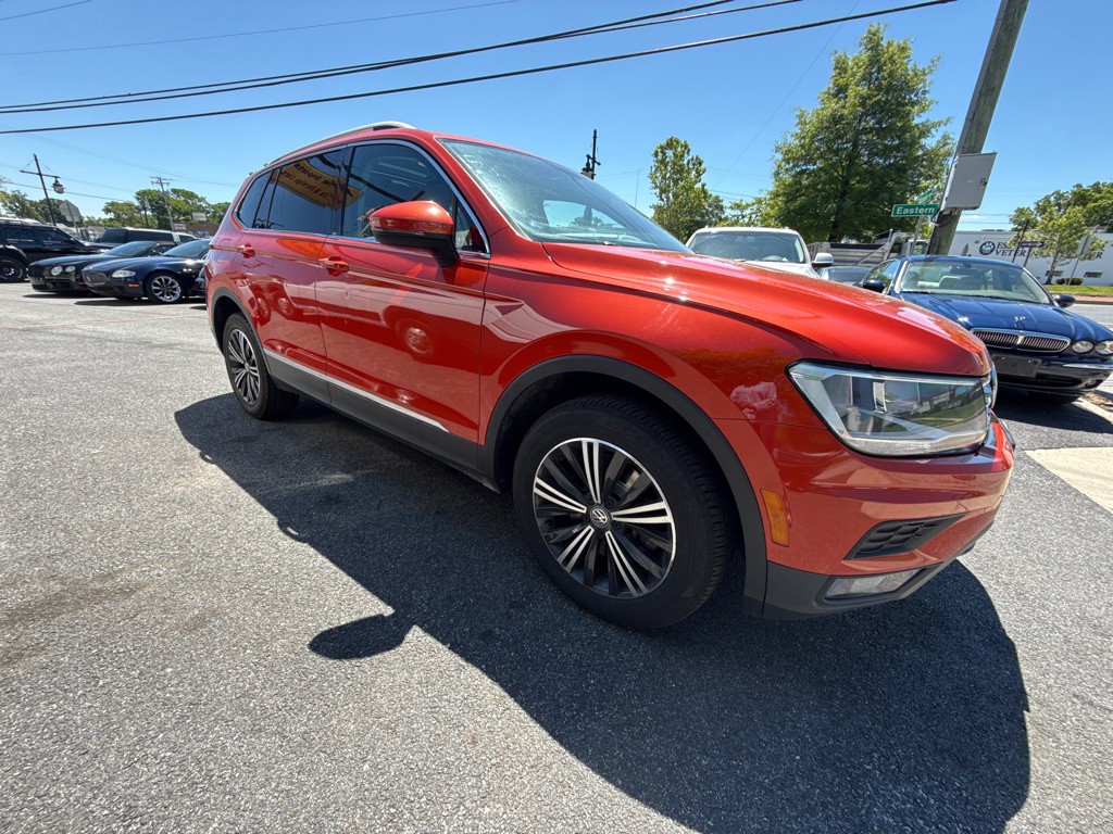 2018 Volkswagen Tiguan Image 2