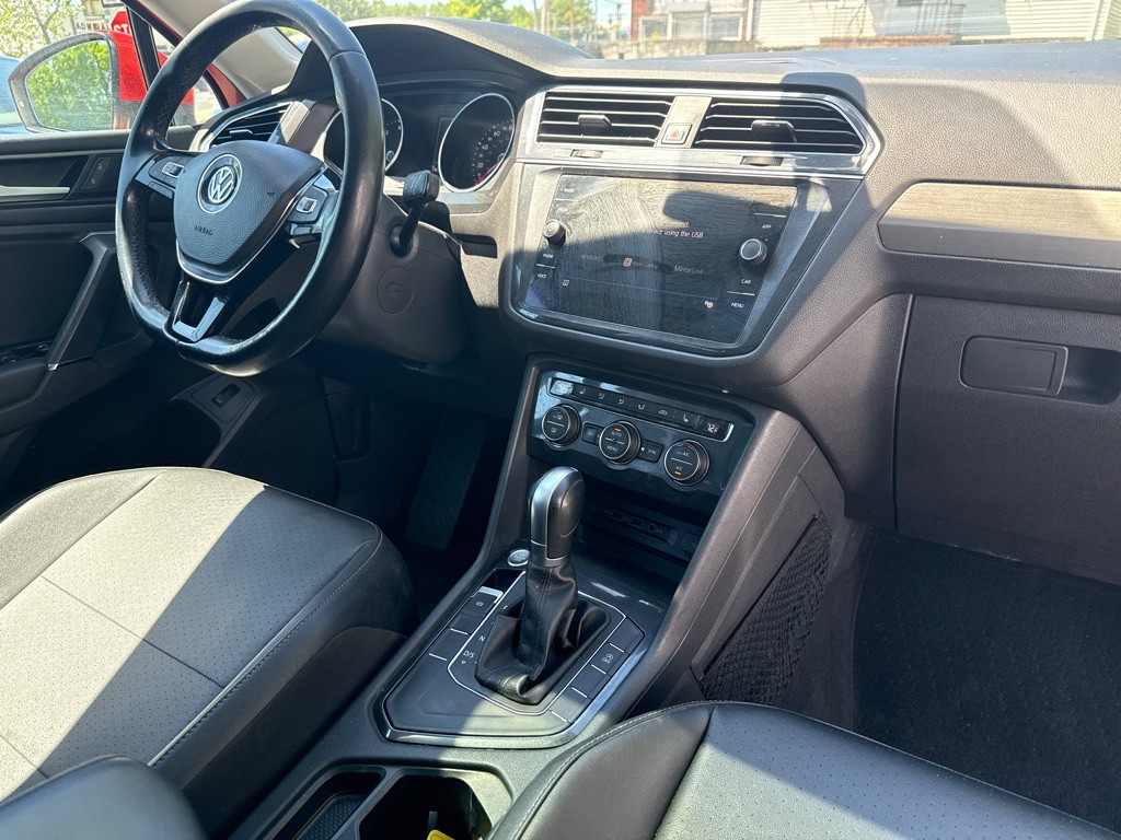 2018 Volkswagen Tiguan Image 12