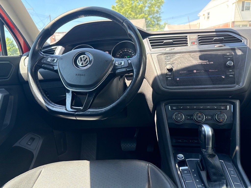 2018 Volkswagen Tiguan Image 15