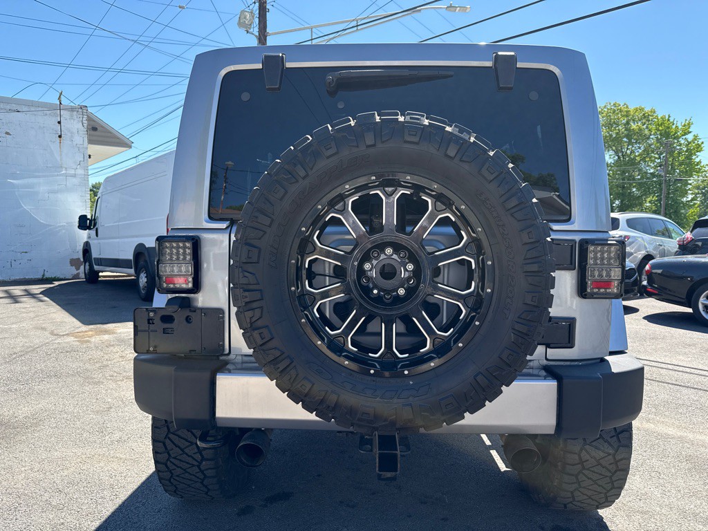 2014 Jeep Wrangler Unlimited Image 2