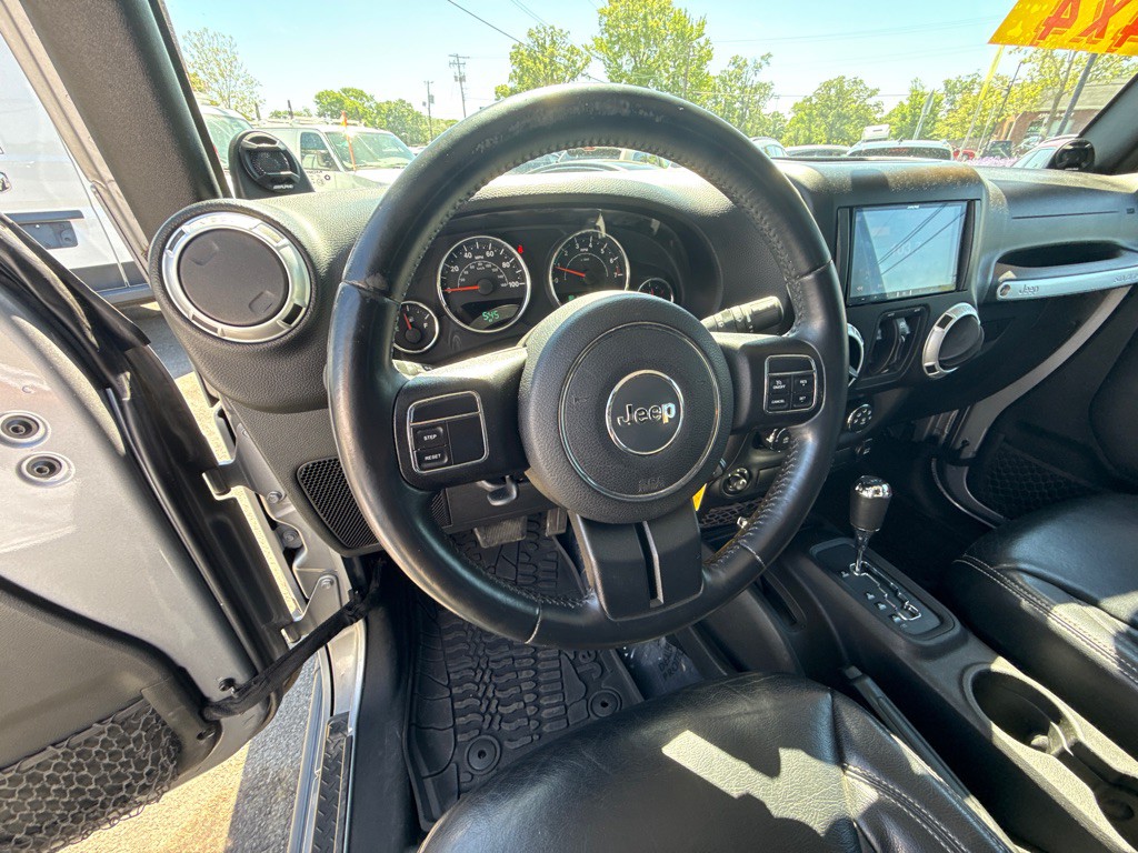 2014 Jeep Wrangler Unlimited Image 16