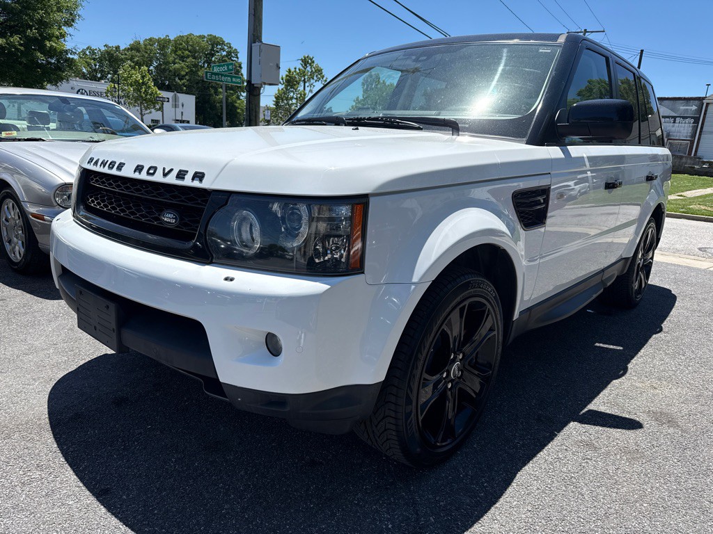 2011 Land Rover Range Rover Sport Image 2