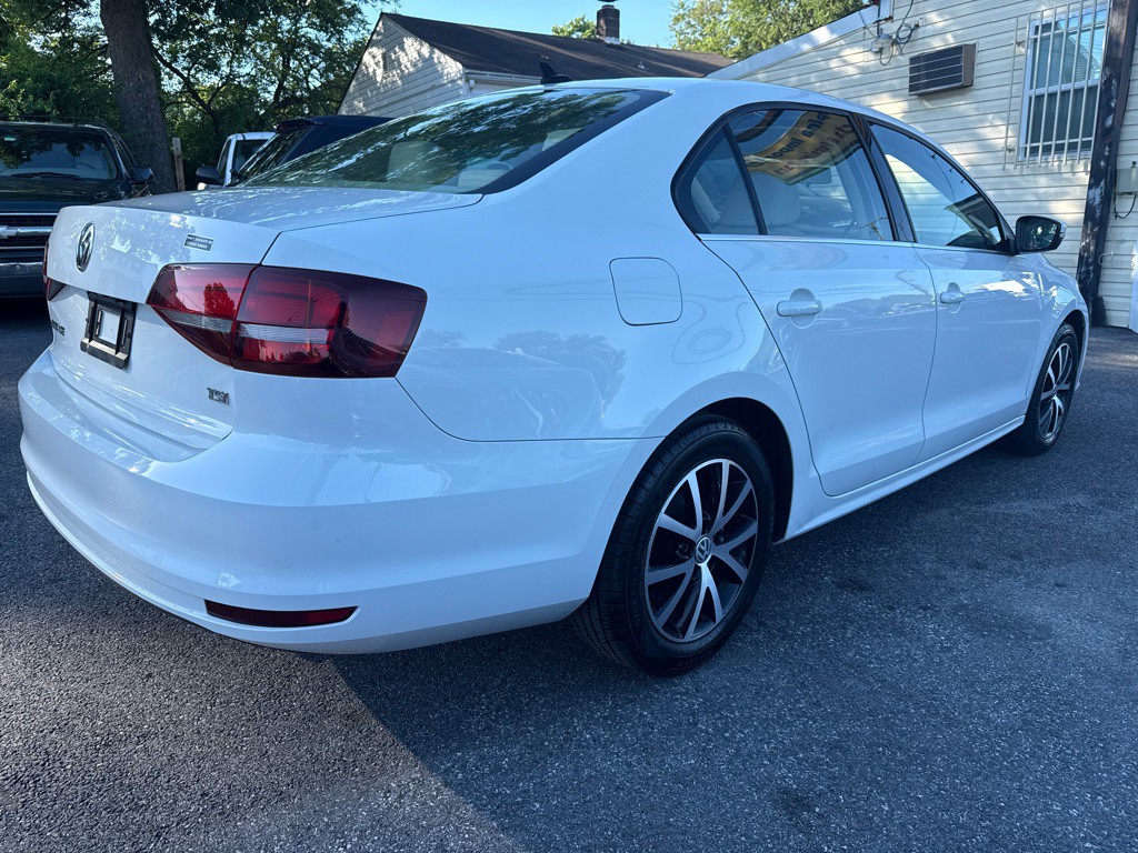 2017 Volkswagen Jetta Image 7