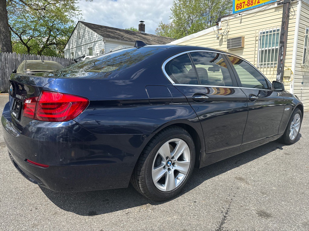 2013 BMW 5 Series Image 4
