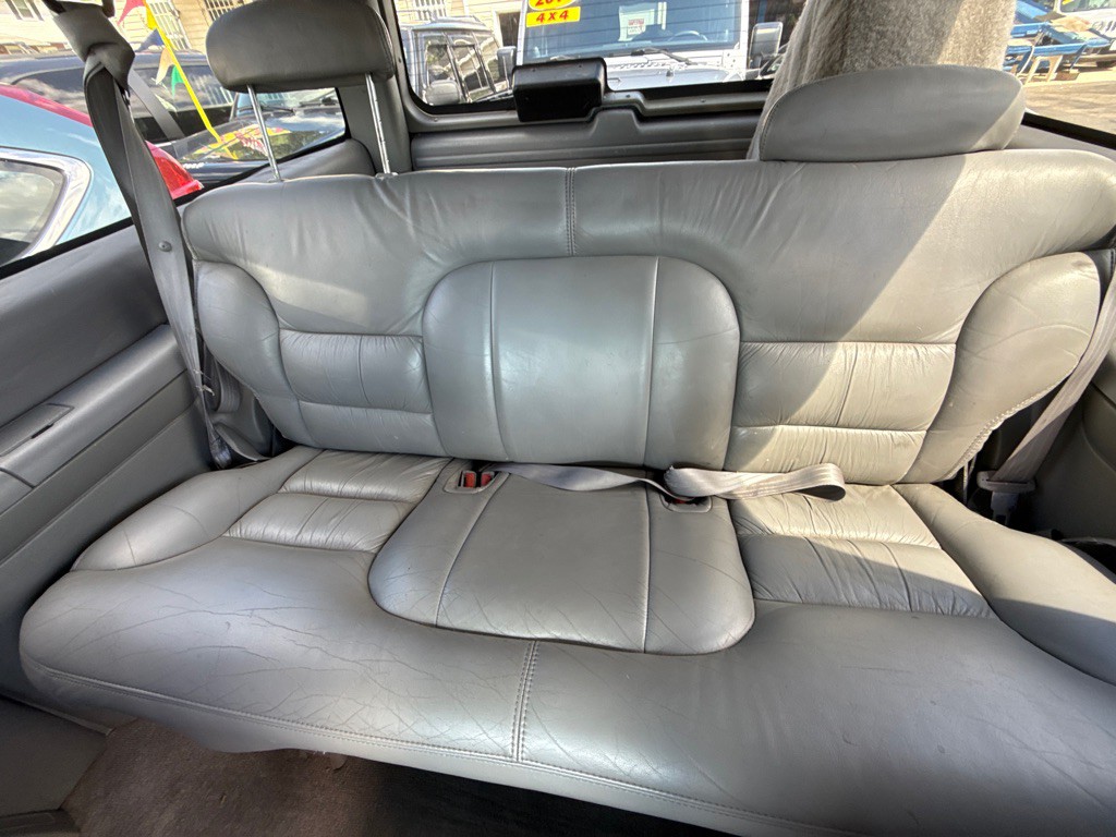 1996 Chevrolet Tahoe Image 5