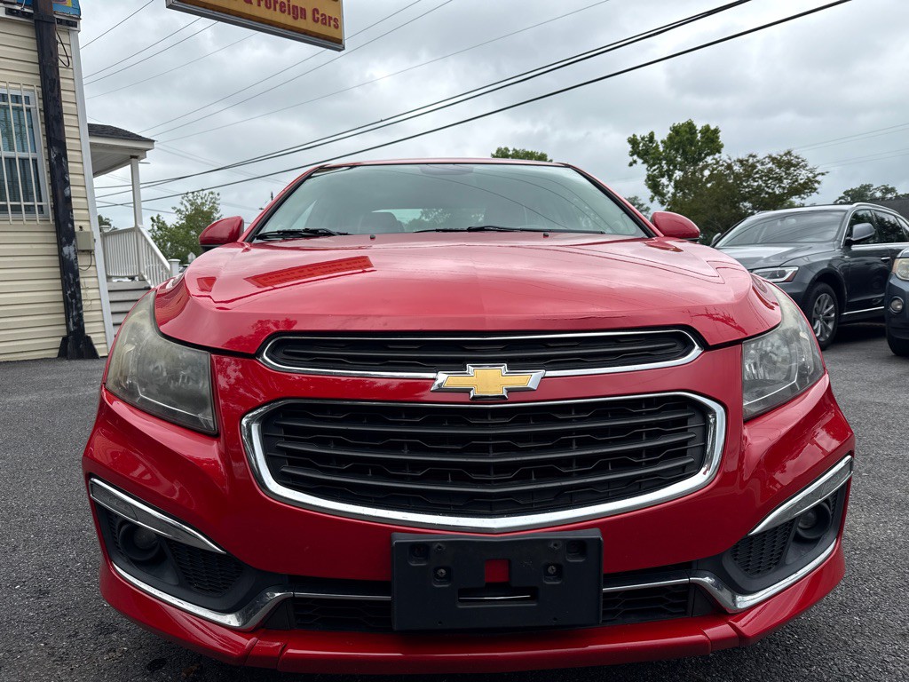 2014 Chevrolet Cruze Image 2