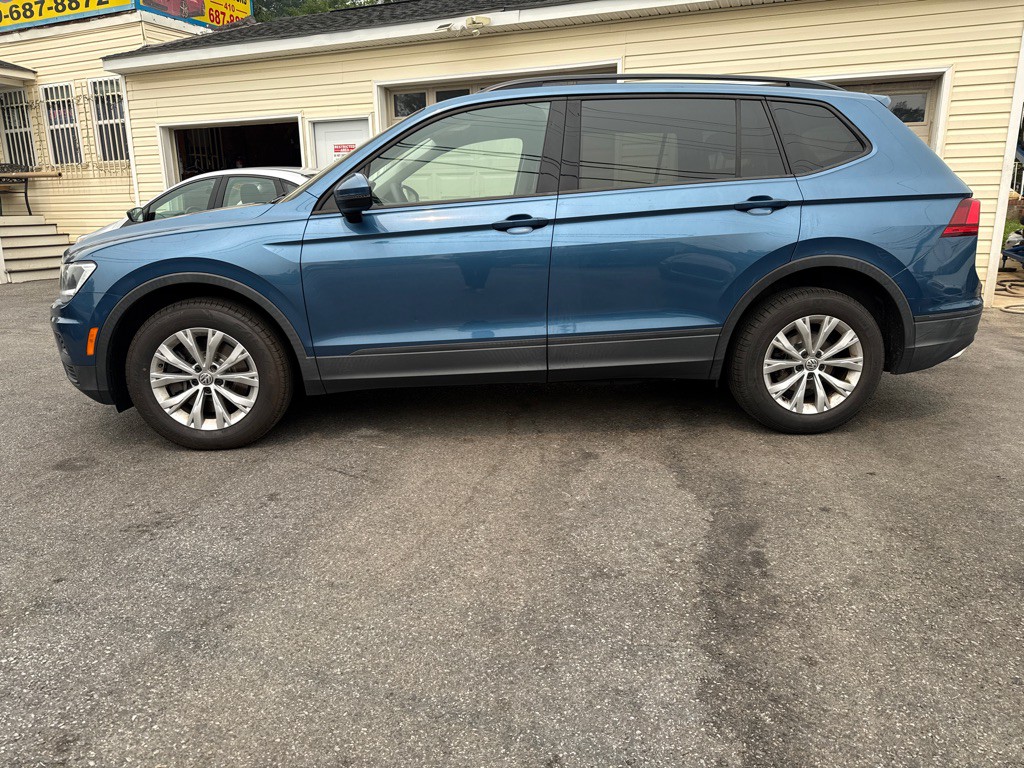 2018 Volkswagen Tiguan Image 2