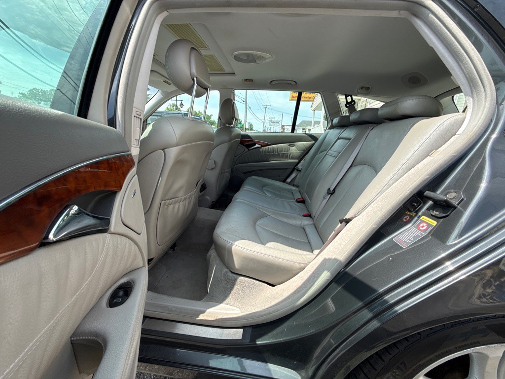 2004 Mercedes-Benz E-Class Image 7