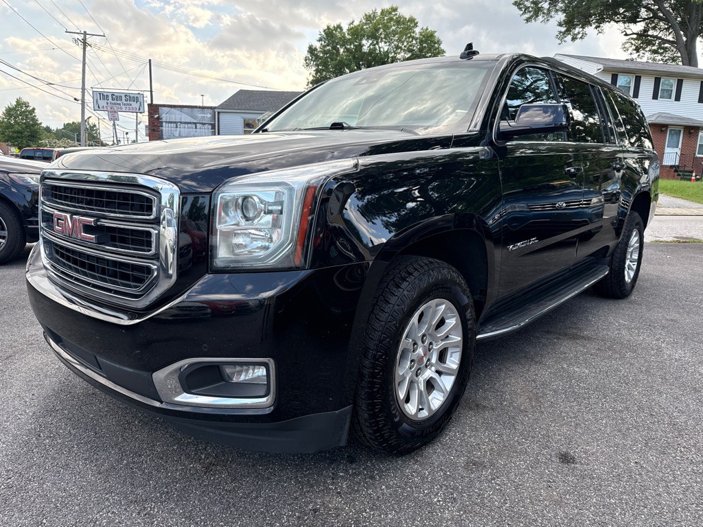 2020 GMC Yukon Image 2