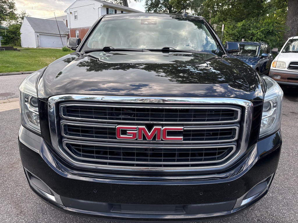 2020 GMC Yukon Image 3