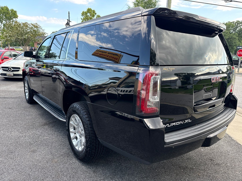 2020 GMC Yukon Image 6
