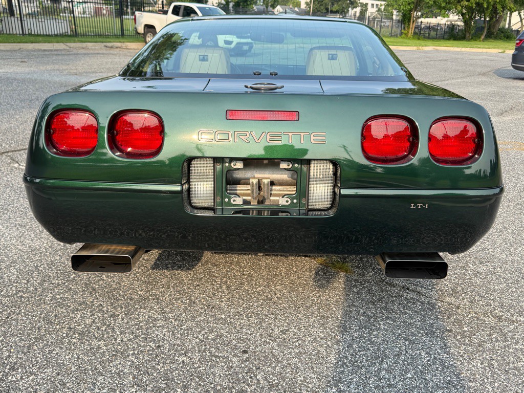 1992 Chevrolet Corvette Image 7