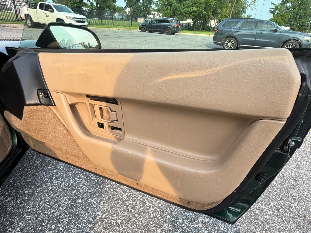 1992 Chevrolet Corvette Image 23