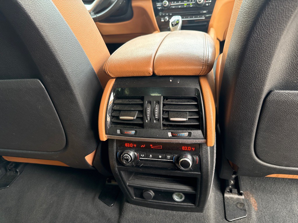 2016 BMW X6 Image 10