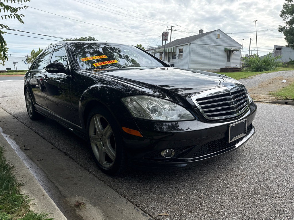 2007 Mercedes-Benz S-Class Image 2