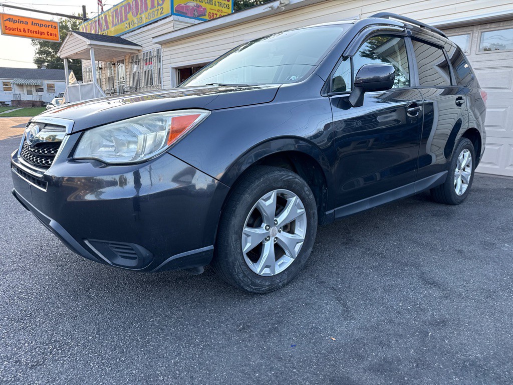 2014 Subaru Forester Image 1