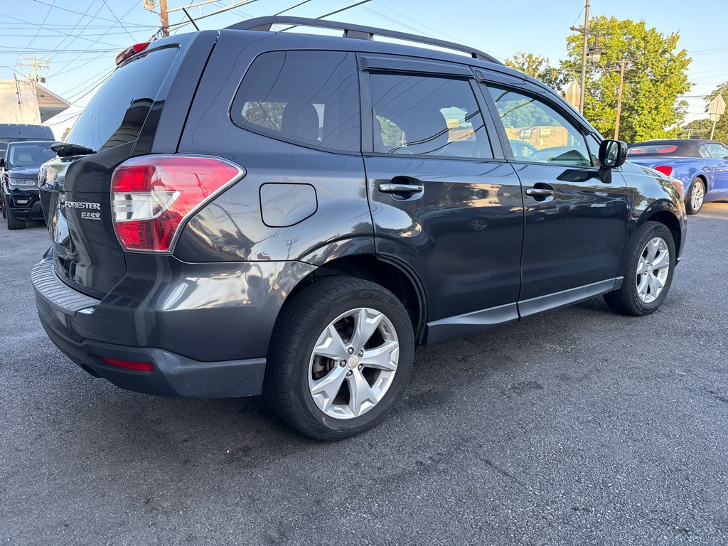 2014 Subaru Forester Image 6