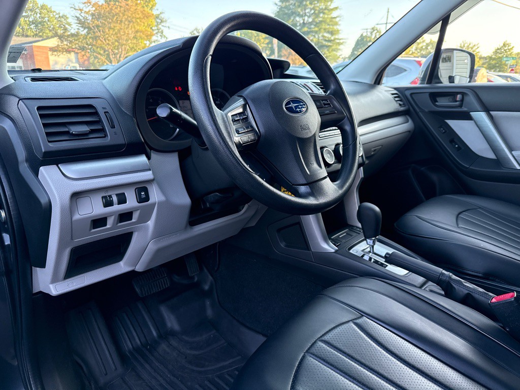 2014 Subaru Forester Image 13