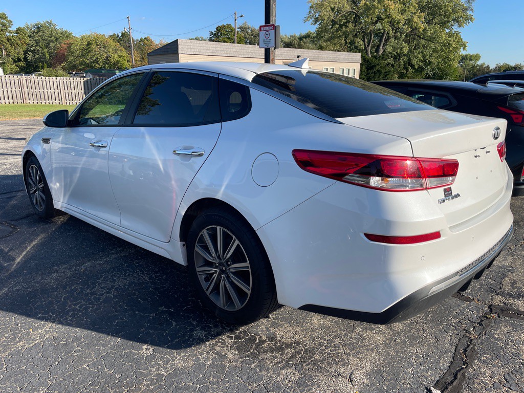 2019 Kia Optima Image 3
