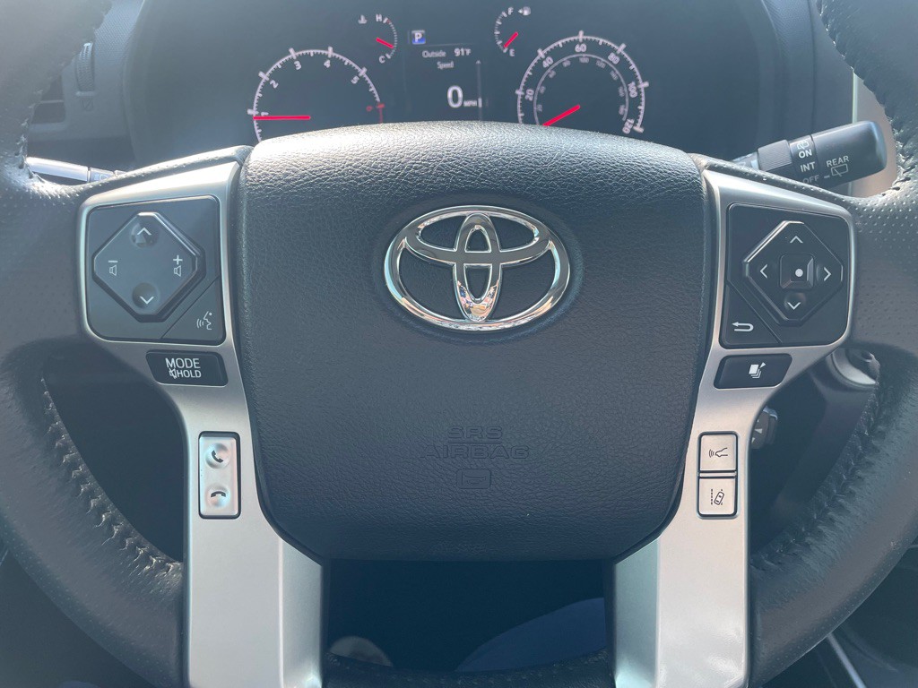 2021 Toyota 4Runner Image 16