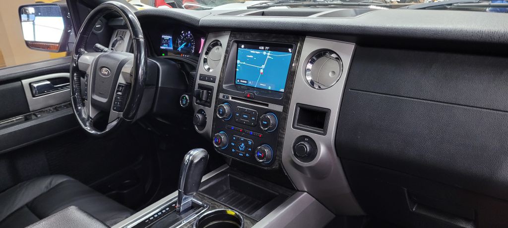 2016 Ford Expedition Image 4