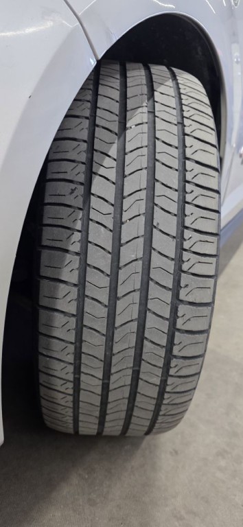 2014 Ford C-Max Image 17