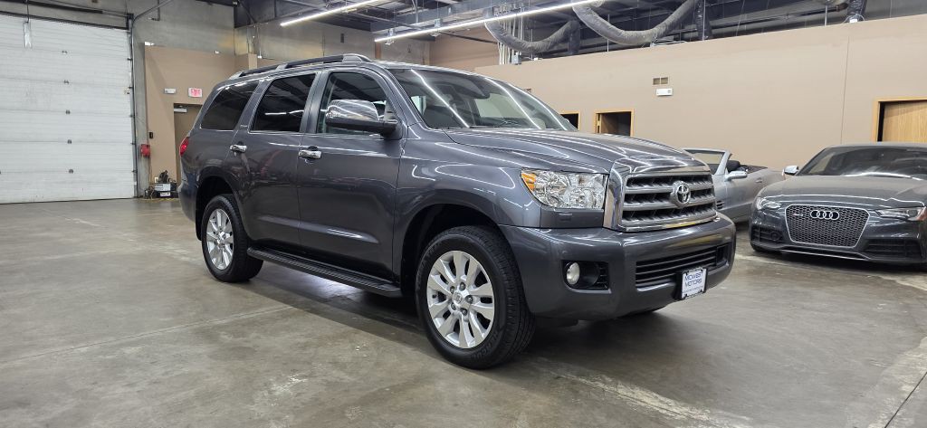 2014 Toyota Sequoia Image 2