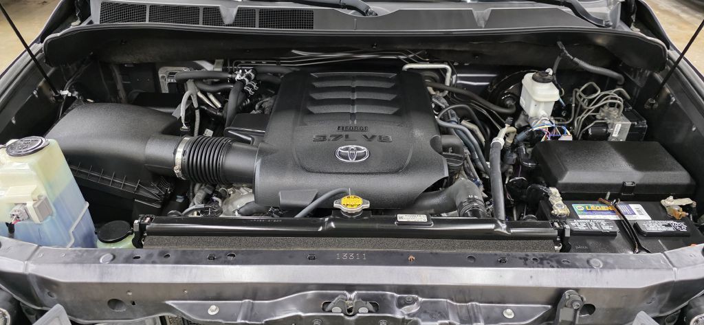 2014 Toyota Sequoia Image 7