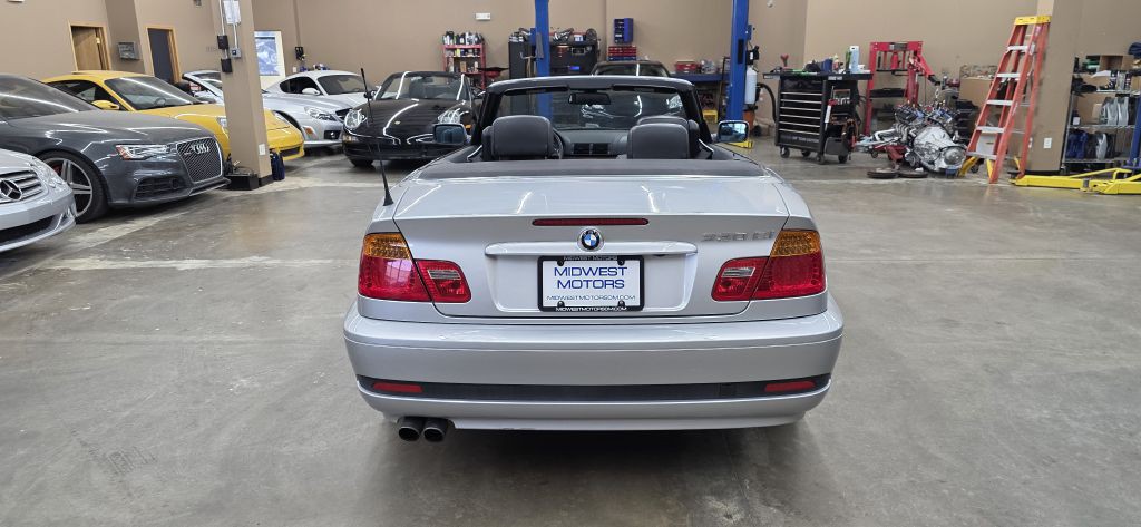 2004 BMW 3 Series Image 5