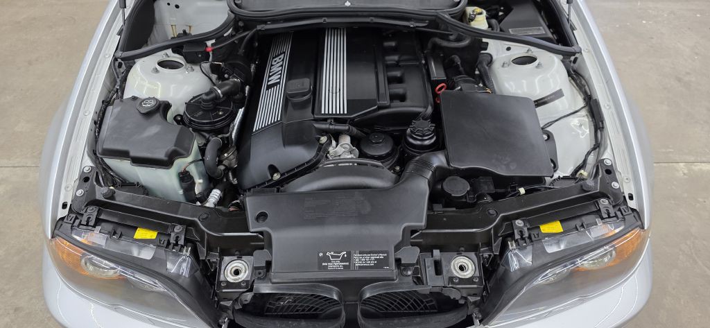 2004 BMW 3 Series Image 13