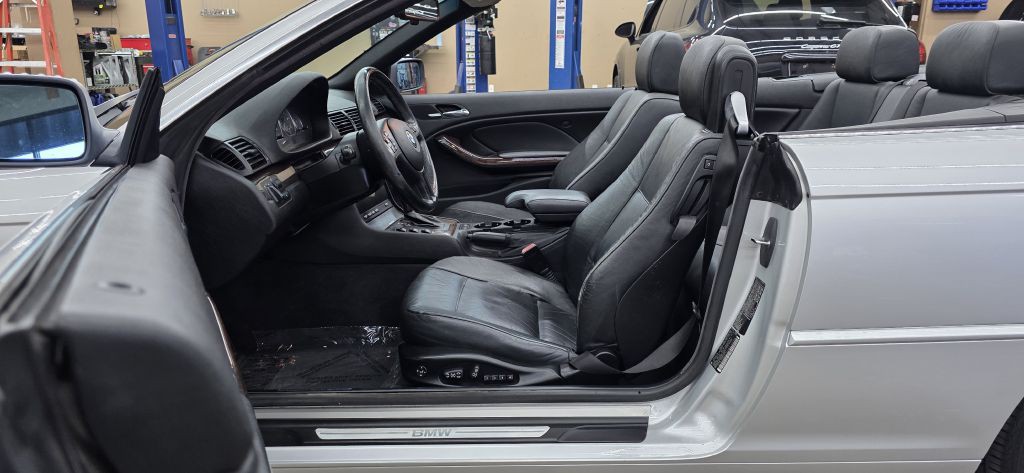 2004 BMW 3 Series Image 14
