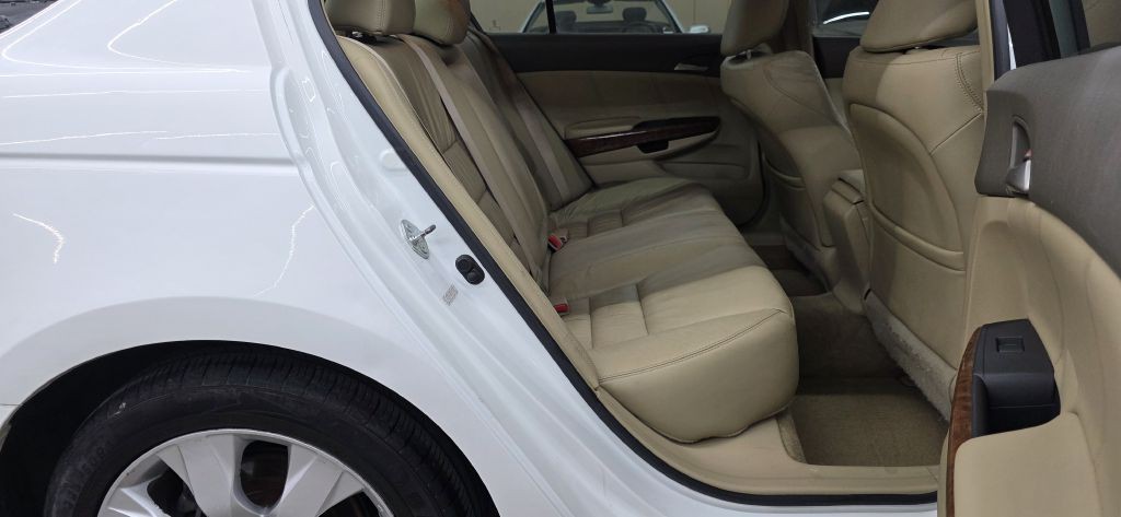 2008 Honda Accord Image 13