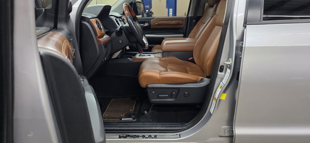 2014 Toyota Tundra Image 8