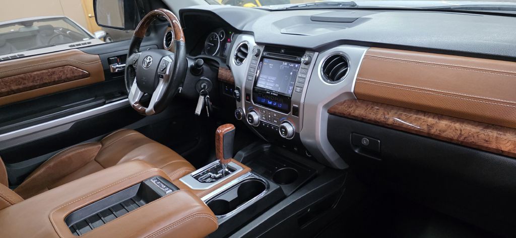 2014 Toyota Tundra Image 10