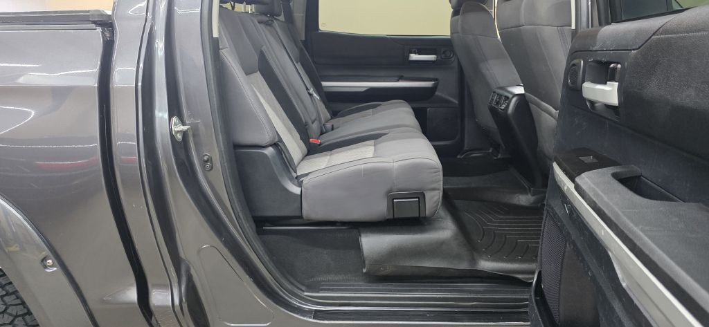 2016 Toyota Tundra Image 13