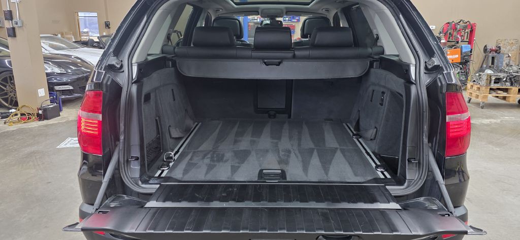 2009 BMW X5 Image 14