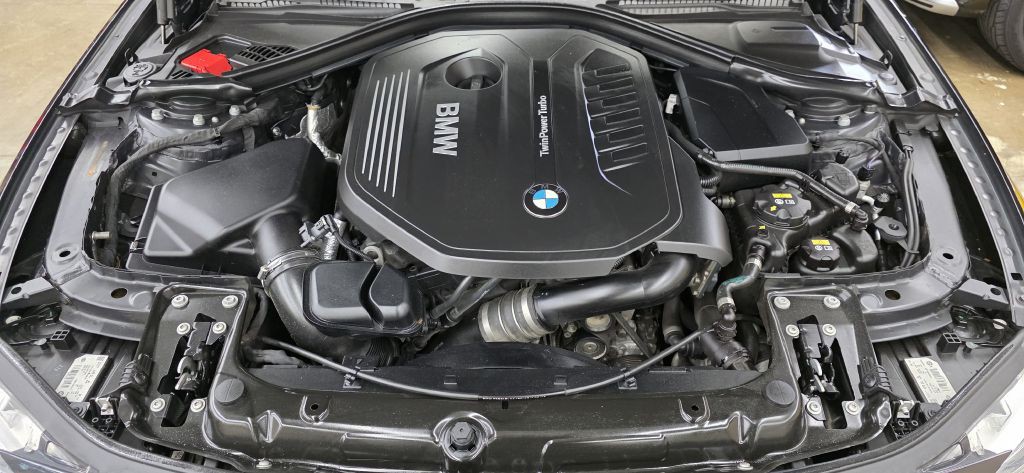 2016 BMW 3 Series Image 7
