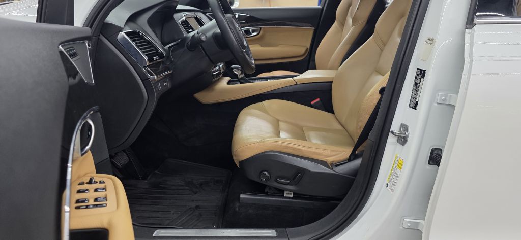 2018 Volvo XC90 Image 7
