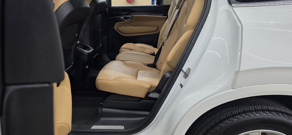2018 Volvo XC90 Image 11