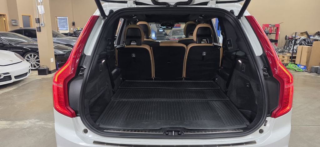 2018 Volvo XC90 Image 16