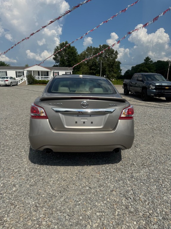 2013 Nissan Altima Image 6