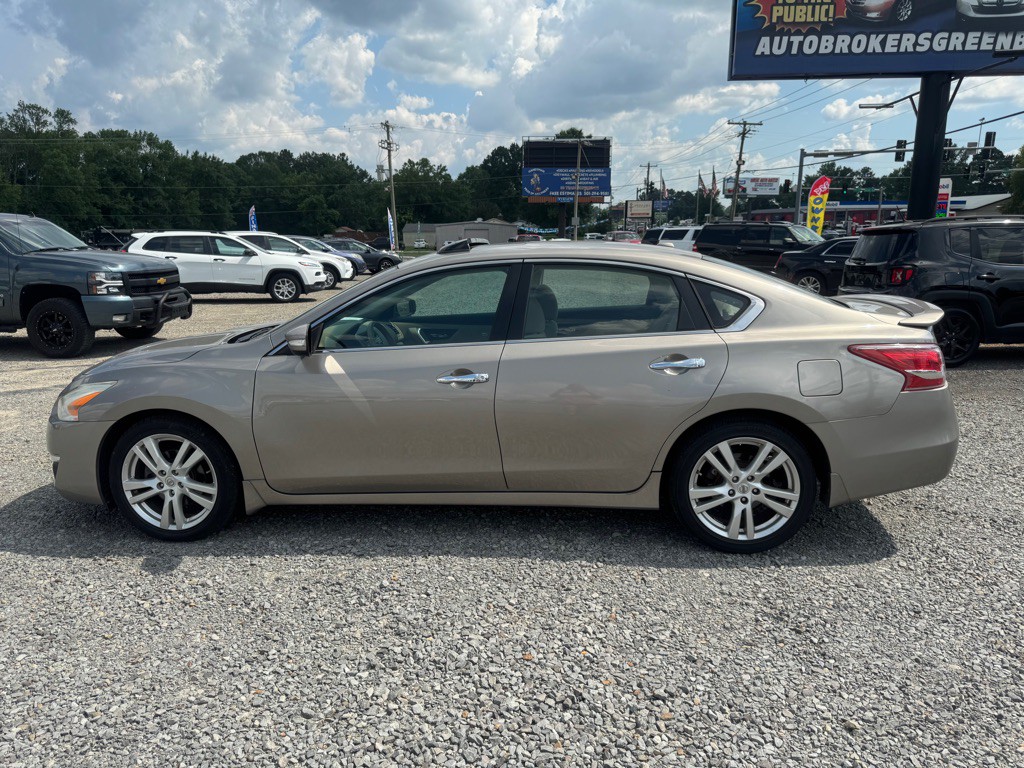 2013 Nissan Altima Image 8