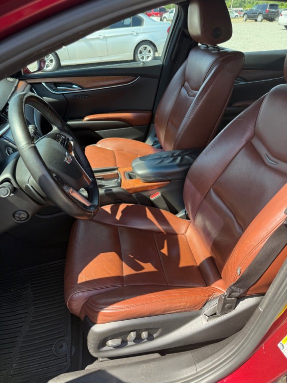 2016 Cadillac XTS Image 8