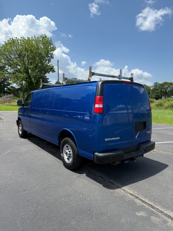 2018 GMC Savana Image 6