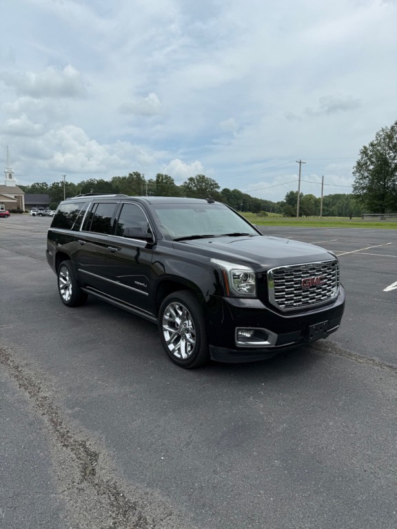 2018 GMC Yukon Image 3