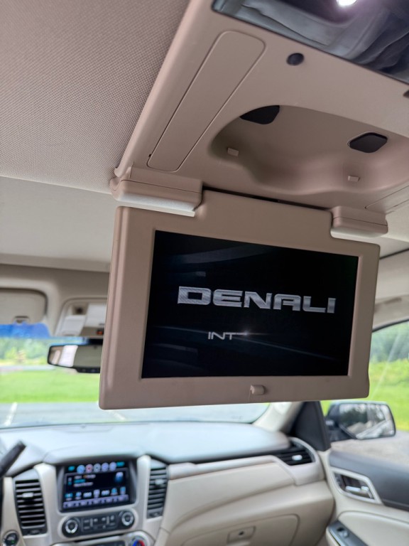 2018 GMC Yukon Image 9