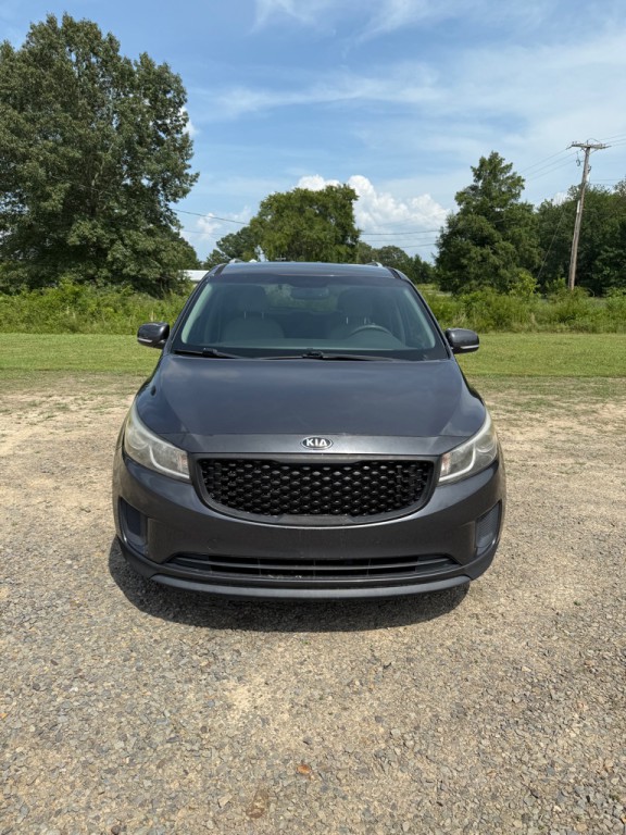 2016 Kia Sedona Image 2