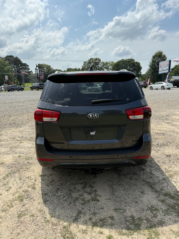 2016 Kia Sedona Image 5