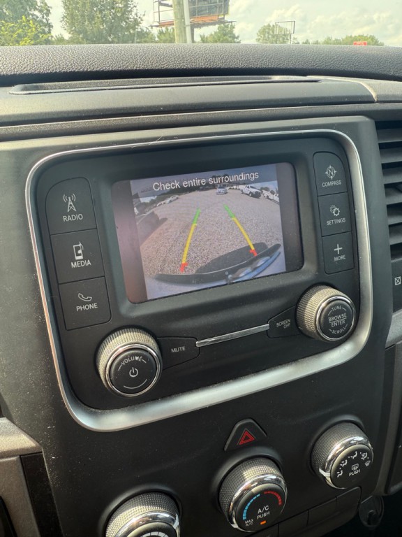 2021 RAM 1500 Image 9